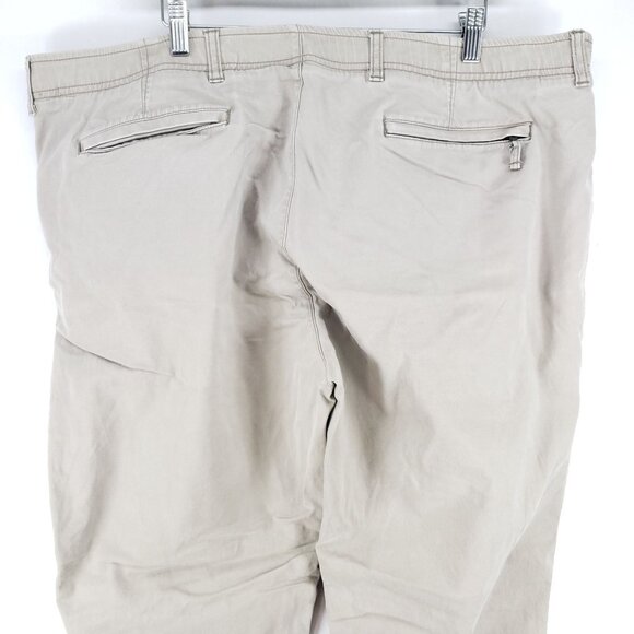 L.L Bean Classic Fit Pants Men's Size 42/29 Tan - Picture 4 of 7